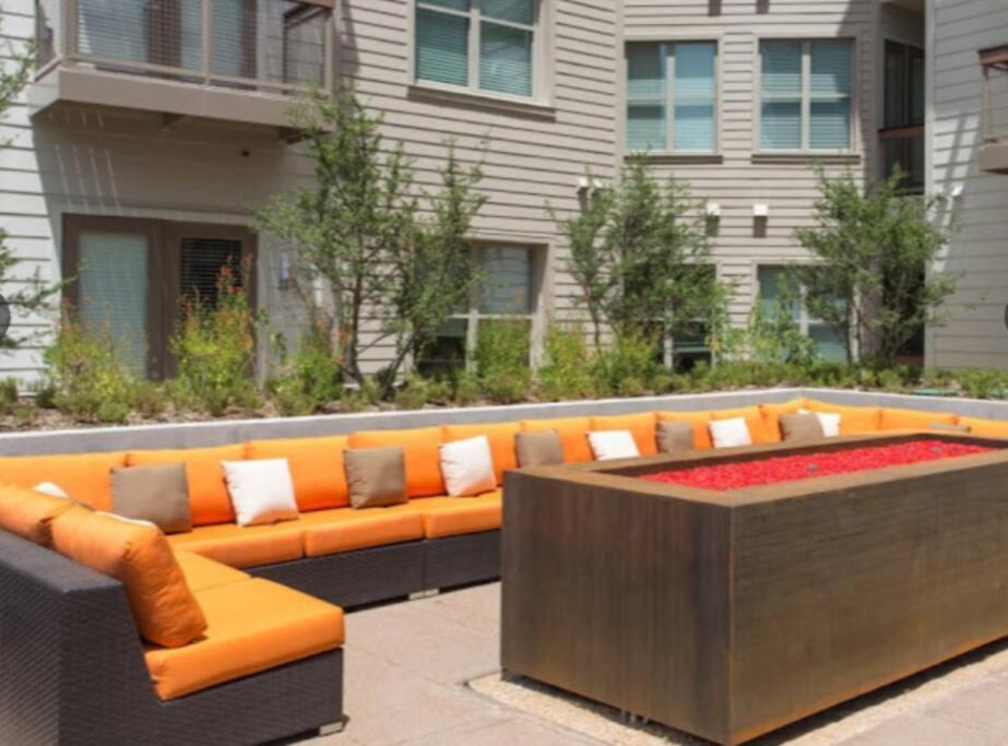 Luxurious, 1 Bedroom Near Downtown & Dickies Arena 沃思堡 外观 照片